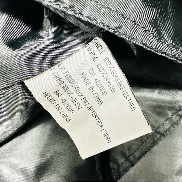 Vintage Basic Editions Genuine Leather Men’s Sz Large Black Button Down Vest - Picture 6 of 9